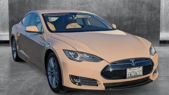 2013 Tesla Model S 5YJSA1CN6DFP03404