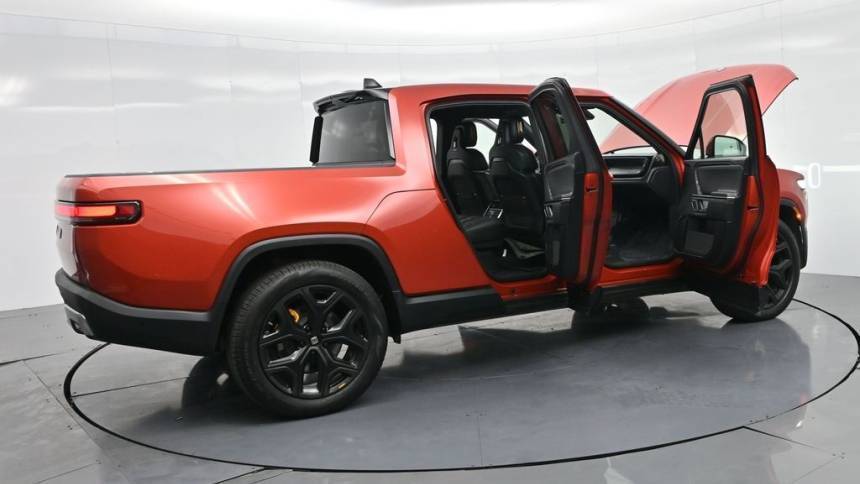 2022 Rivian R1T 7FCTGAAA1NN011342