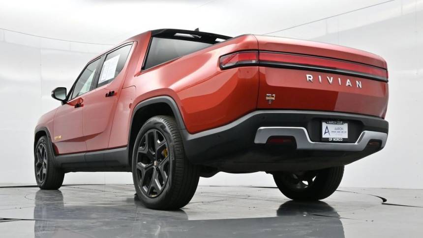 2022 Rivian R1T 7FCTGAAA1NN011342