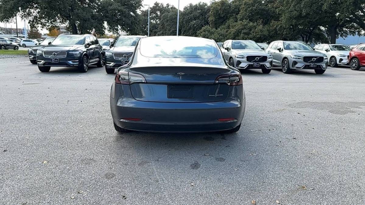 2019 Tesla Model 3 5YJ3E1EB4KF129202