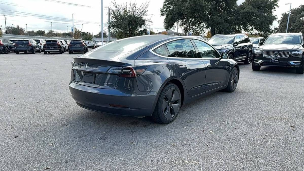 2019 Tesla Model 3 5YJ3E1EB4KF129202