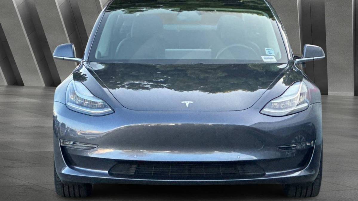 2018 Tesla Model 3 5YJ3E1EB4JF132762