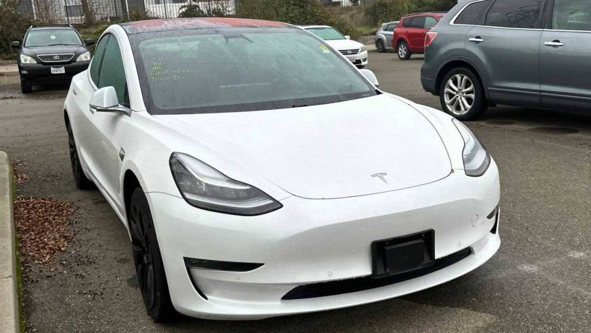 2017 Tesla Model 3 5YJ3E1EA8HF003148