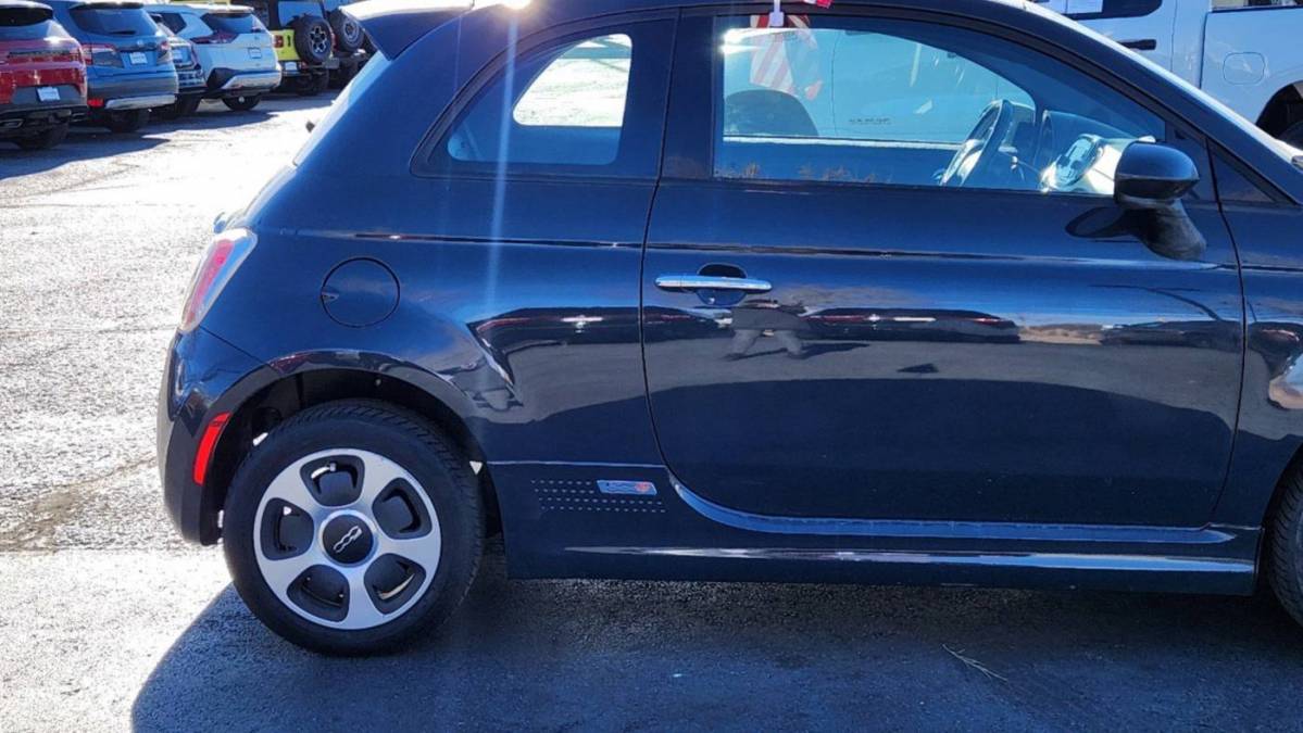 2017 Fiat 500e 3C3CFFGE5HT699239