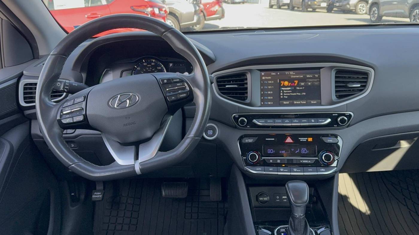 2019 Hyundai IONIQ KMHC65LD4KU156752