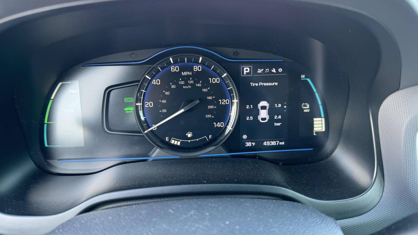 2019 Hyundai IONIQ KMHC65LD4KU156752