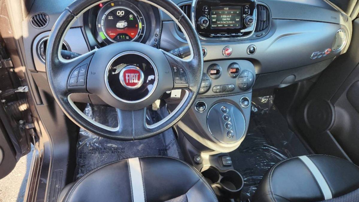 2017 Fiat 500e 3C3CFFGE3HT598412