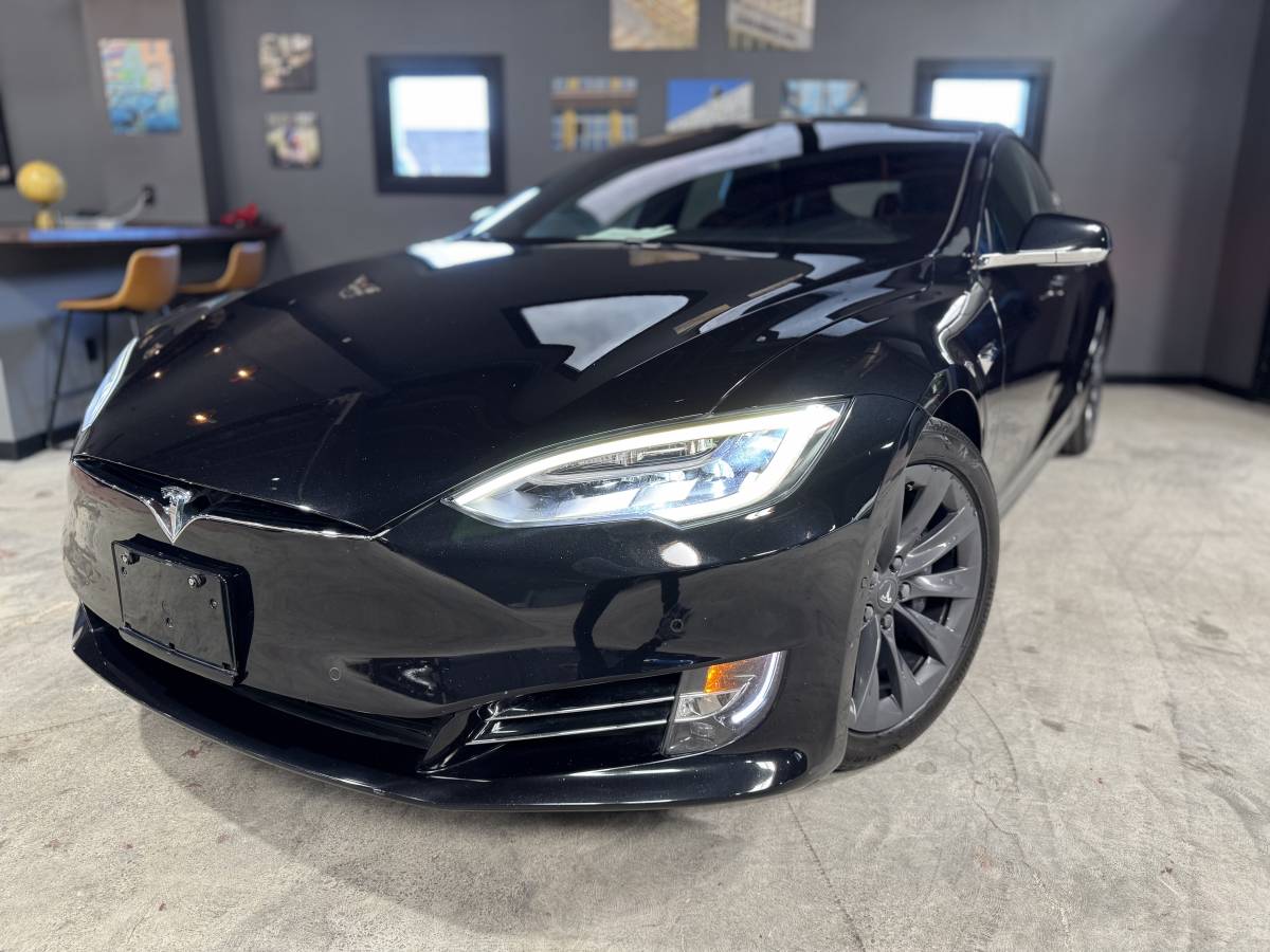 2017 Tesla Model S 5YJSA1E29HF214603