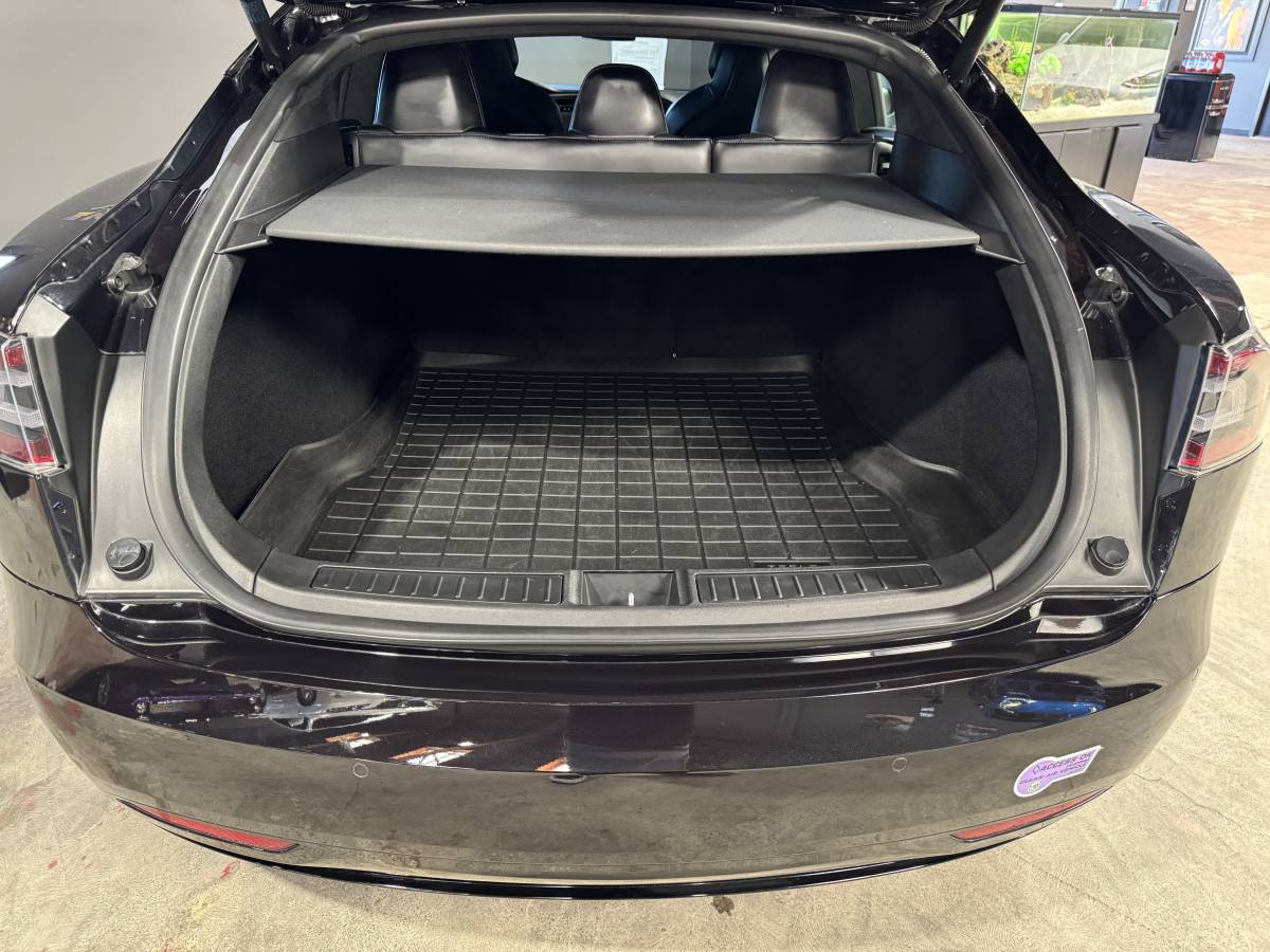 2017 Tesla Model S 5YJSA1E29HF214603