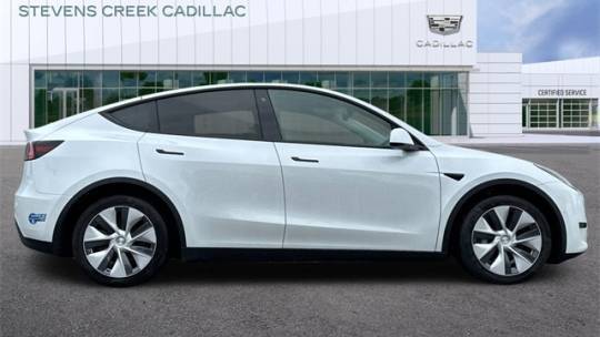 2020 Tesla Model Y 5YJYGDEE9LF057569