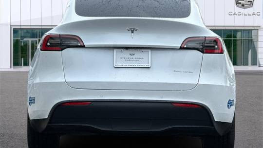 2020 Tesla Model Y 5YJYGDEE9LF057569