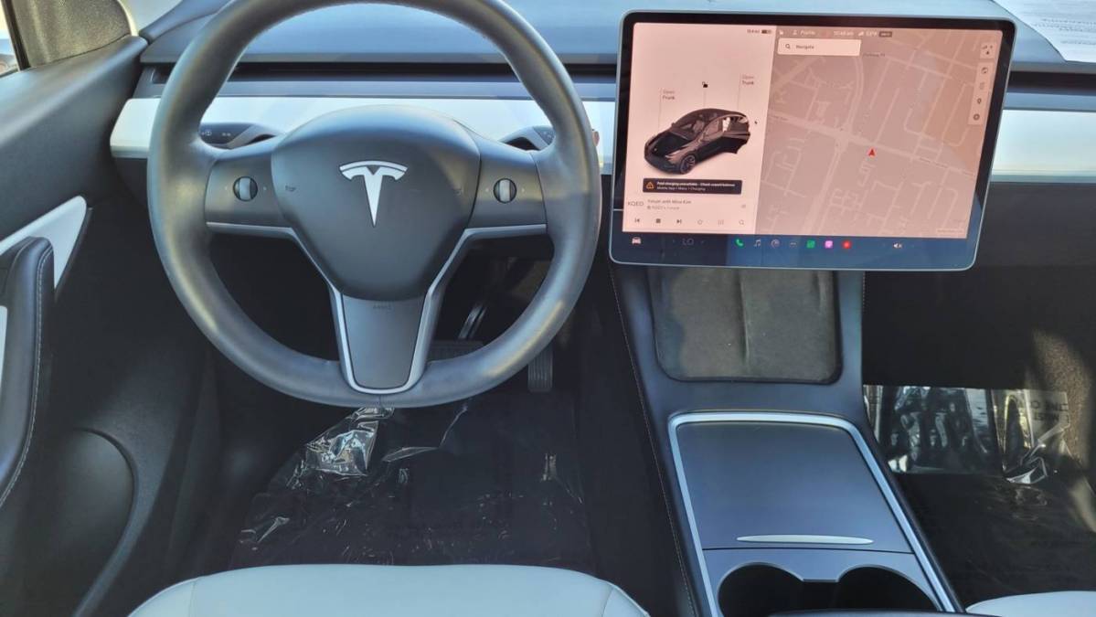 2021 Tesla Model Y 5YJYGDEE6MF212662