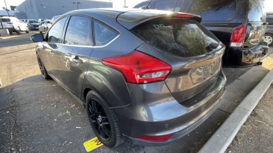 2016 Ford Focus 1FADP3R44GL221376