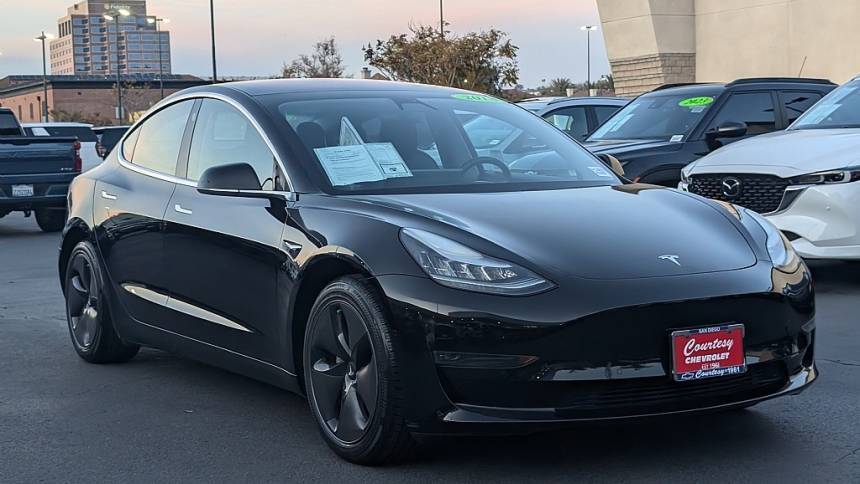 2018 Tesla Model 3 5YJ3E1EAXJF152800