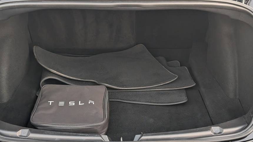 2018 Tesla Model 3 5YJ3E1EAXJF152800