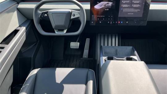 2024 Tesla Cybertruck 7G2CEHEE9RA032889