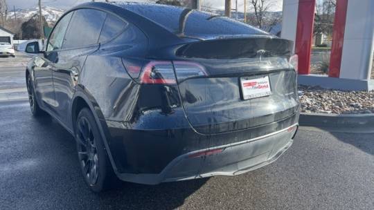 2020 Tesla Model Y 5YJYGDEE3LF045899