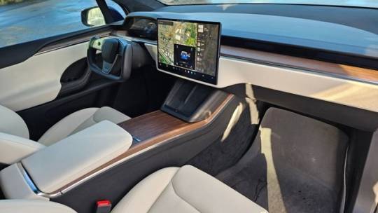 2022 Tesla Model X 7SAXCDE51NF360312