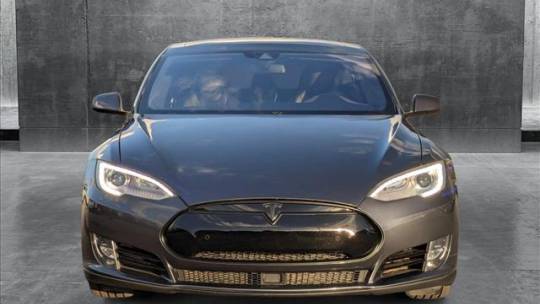 2016 Tesla Model S 5YJSA1E20GF128627