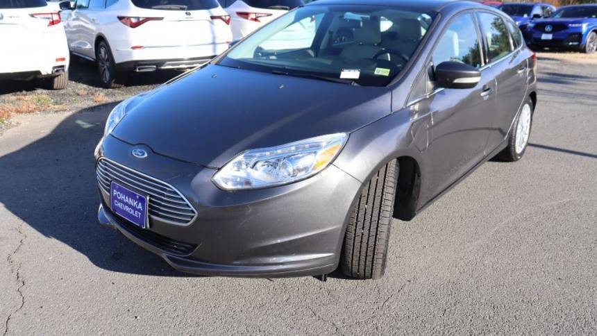 2017 Ford Focus 1FADP3R46HL227035