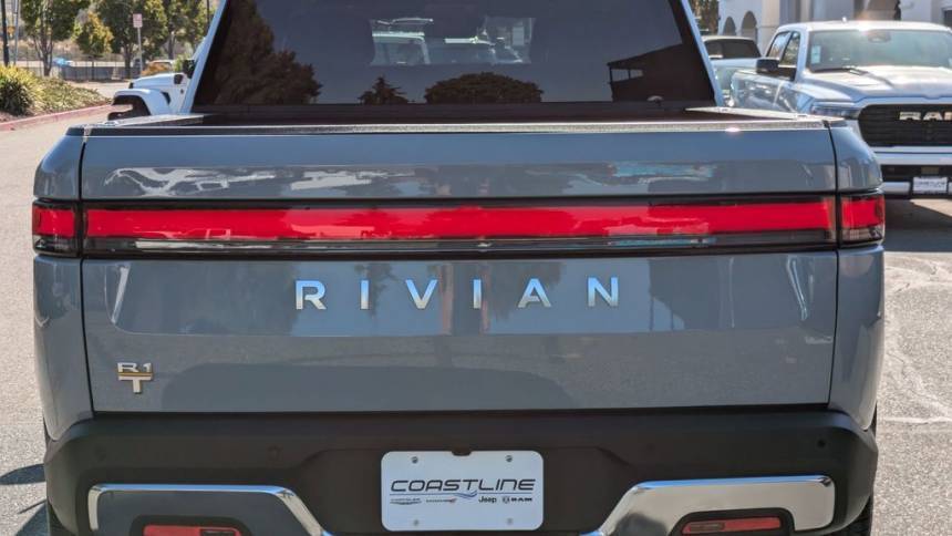 2022 Rivian R1T 7FCTGAAA4NN013828