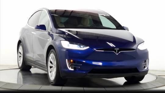 2016 Tesla Model X 5YJXCBE44GF028215