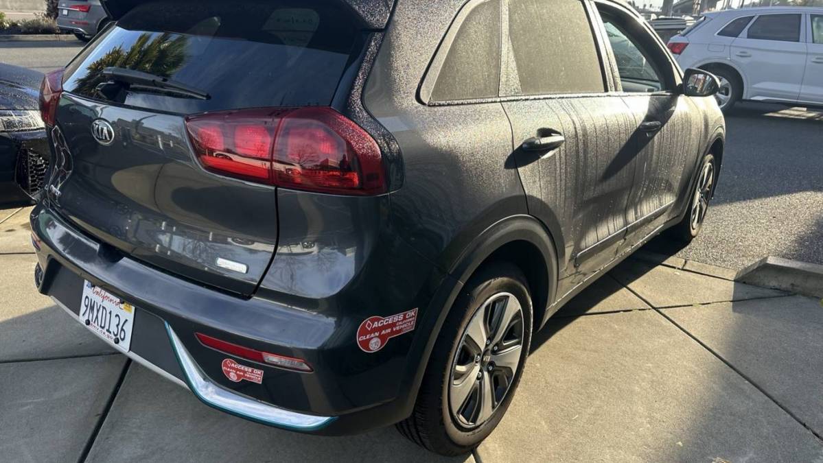 2018 Kia Niro KNDCM3LD1J5180367