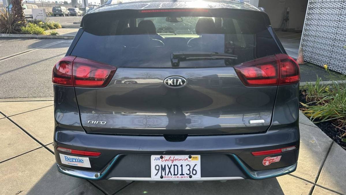 2018 Kia Niro KNDCM3LD1J5180367