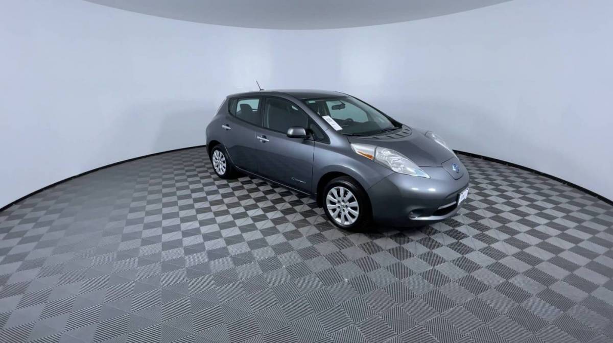 2017 Nissan LEAF 1N4BZ0CP5HC302357