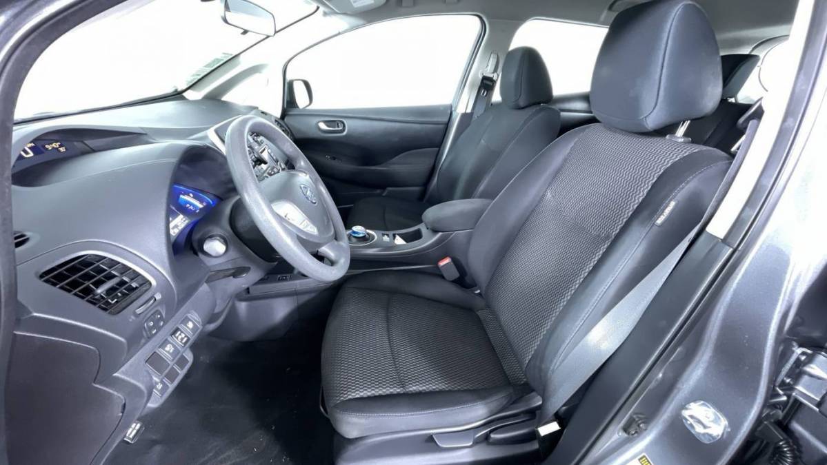 2017 Nissan LEAF 1N4BZ0CP5HC302357