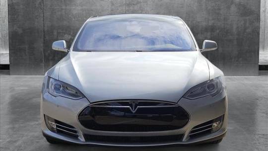 2015 Tesla Model S 5YJSA1H15FFP75915