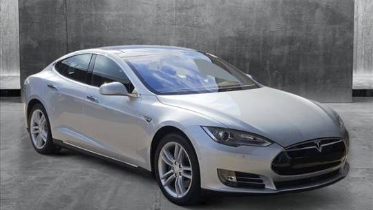 2015 Tesla Model S 5YJSA1H15FFP75915