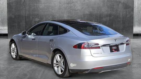 2015 Tesla Model S 5YJSA1H15FFP75915