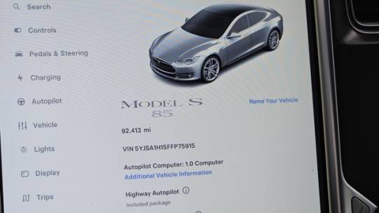 2015 Tesla Model S 5YJSA1H15FFP75915