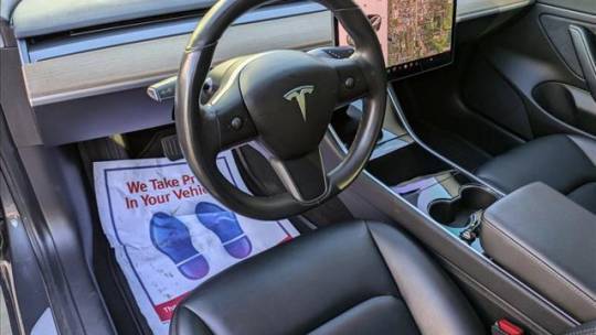 2018 Tesla Model 3 5YJ3E1EB0JF119314