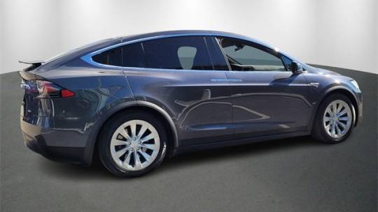 2016 Tesla Model X 5YJXCBE29GF004667