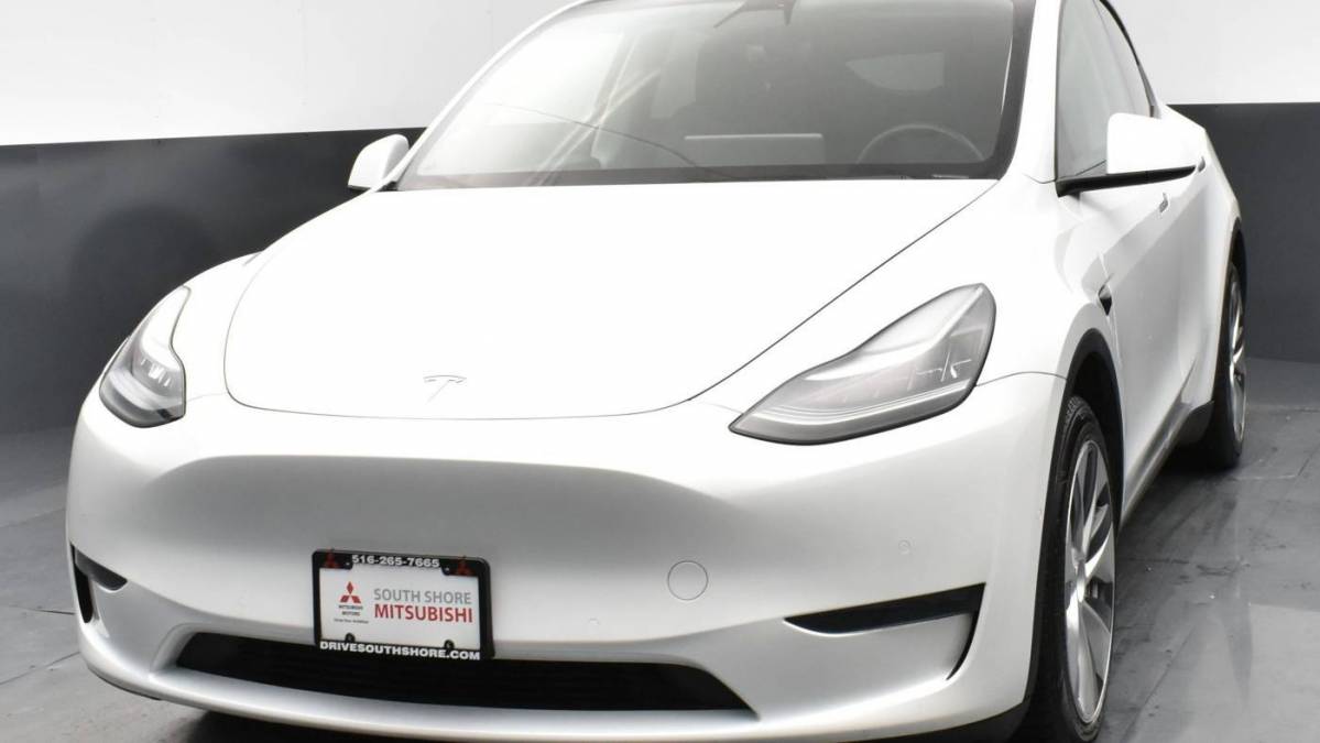 2020 Tesla Model Y 5YJYGDEE7LF012436