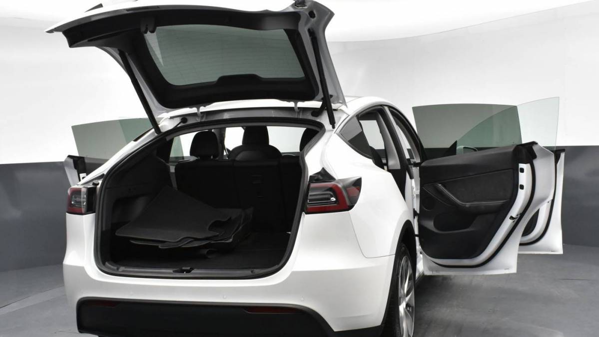 2020 Tesla Model Y 5YJYGDEE7LF012436