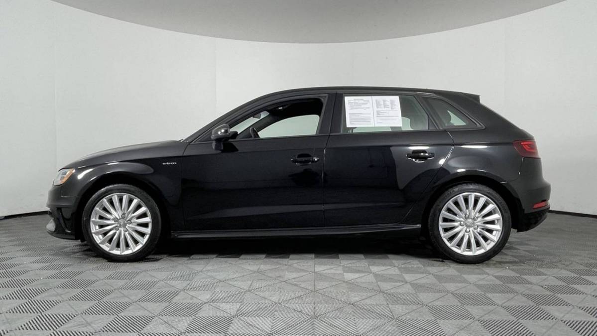 2016 Audi A3 Sportback e-tron WAUUPBFF8GA125284