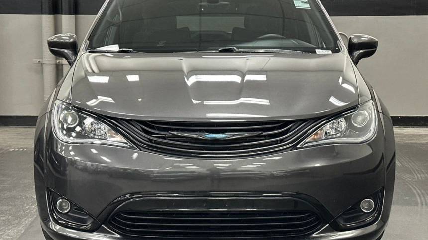 2019 Chrysler Pacifica Hybrid 2C4RC1H74KR657737