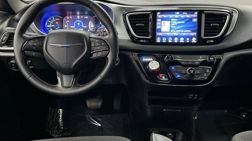 2019 Chrysler Pacifica Hybrid 2C4RC1H74KR657737