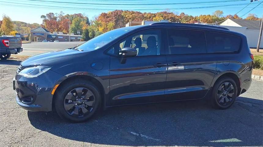 2019 Chrysler Pacifica 2C4RC1H75KR722224