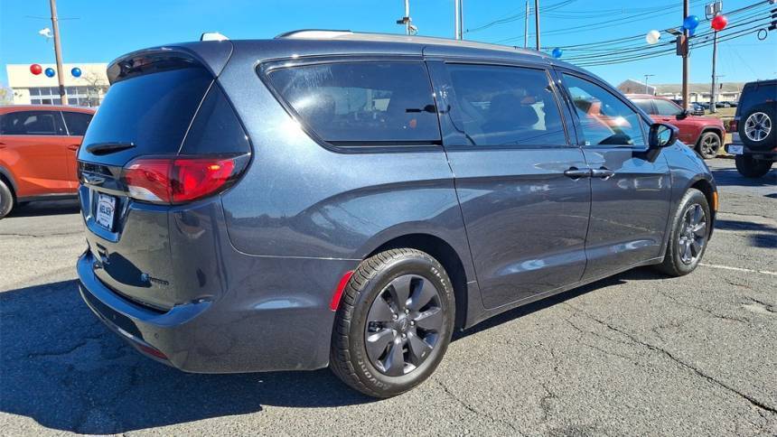 2019 Chrysler Pacifica 2C4RC1H75KR722224