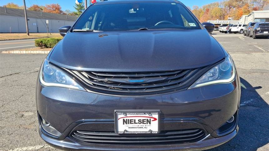 2019 Chrysler Pacifica 2C4RC1H75KR722224