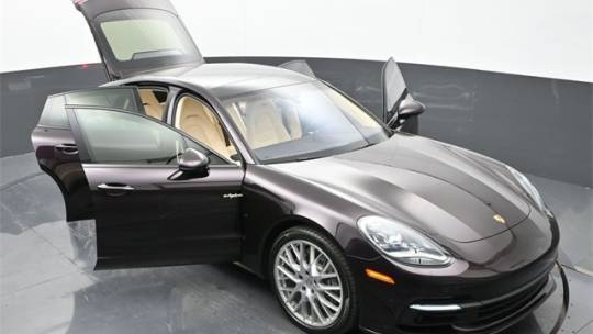 2020 Porsche Panamera WP0AE2A74LL130525