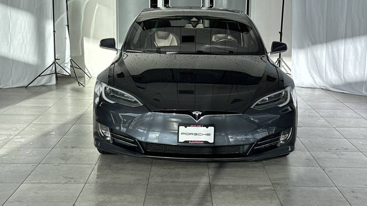 2016 Tesla Model S 5YJSA1E22GF149625