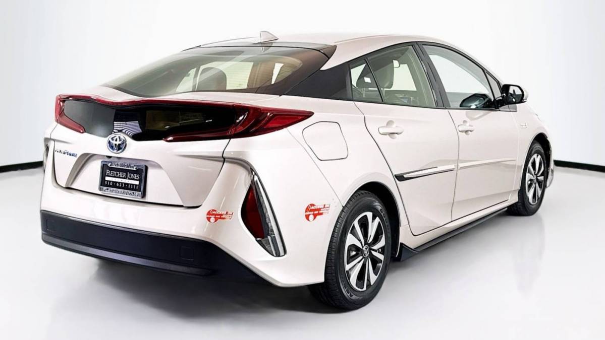 2017 Toyota Prius Prime JTDKARFP1H3001540