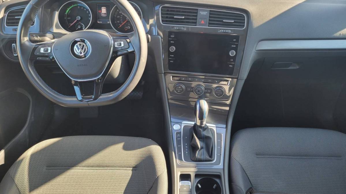 2019 Volkswagen e-Golf WVWKR7AU1KW915450