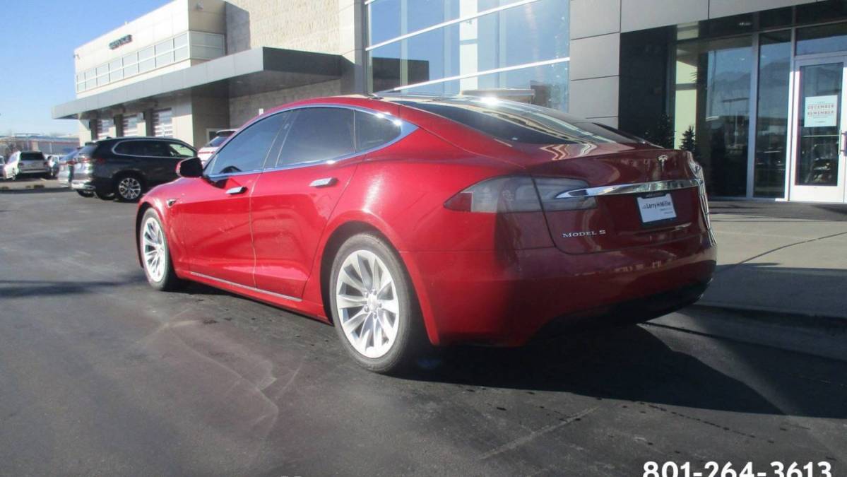 2017 Tesla Model S 5YJSA1E26HF200304