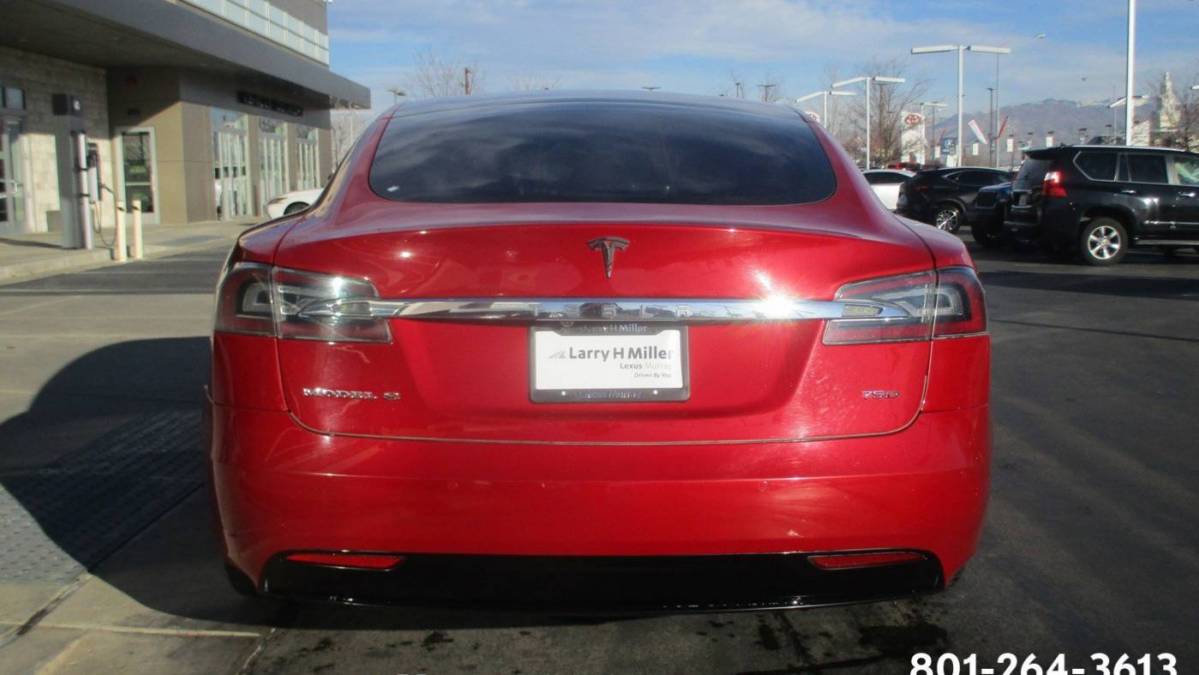 2017 Tesla Model S 5YJSA1E26HF200304